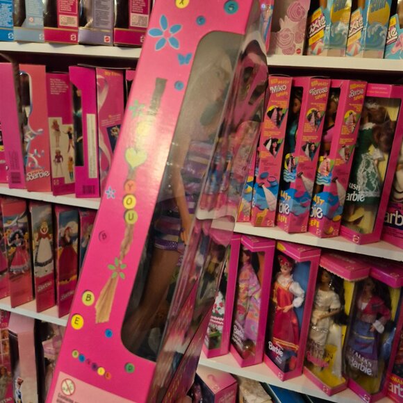 1997 Bead Blast Barbie Mint - Picture 3 of 4